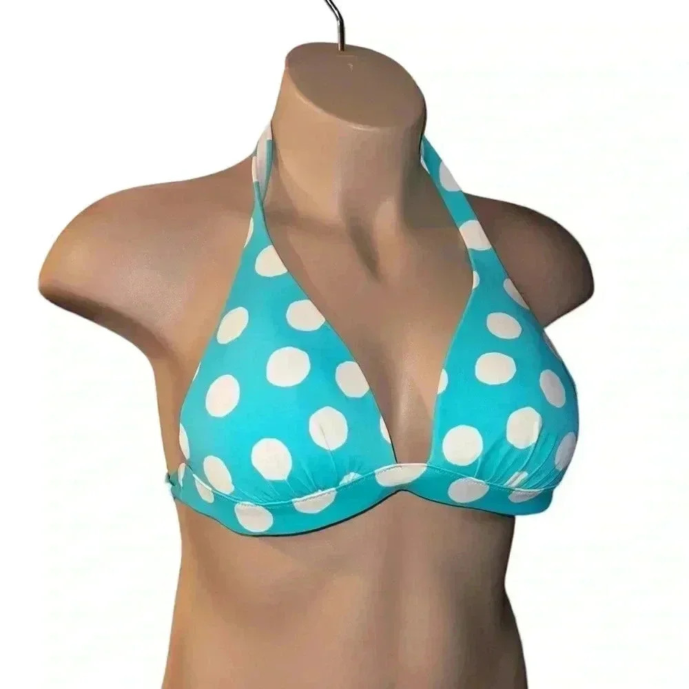 Three Swimsuit Tops🌸 - Picture 5 of 12